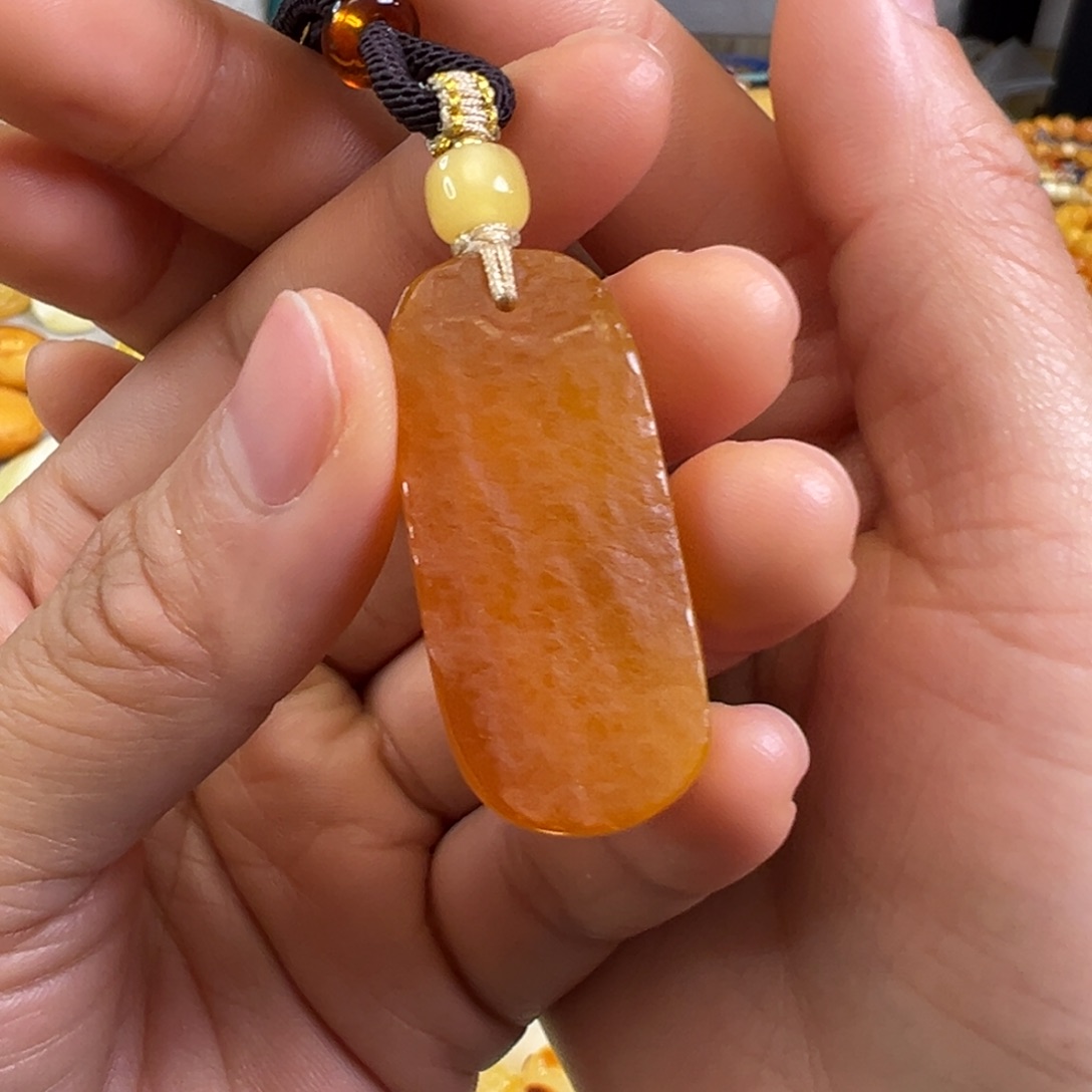 蜜蜡裸石未镶嵌蜜蜡