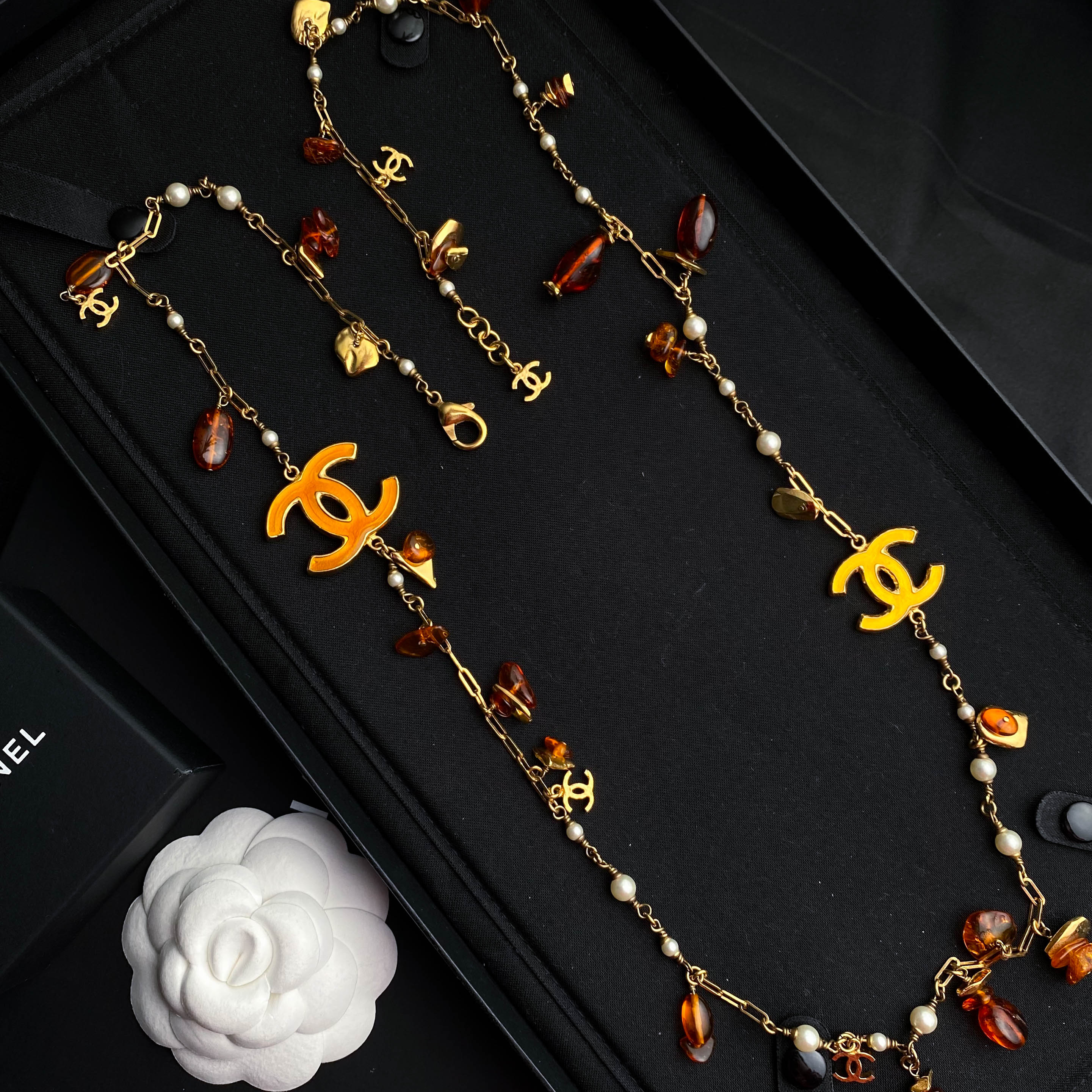 99新 Chanel/香奈儿 经典双C 红黄琉璃珍珠长款项链 S4731