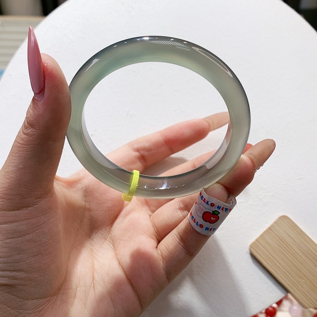 手镯玛瑙/玉髓未镶嵌57