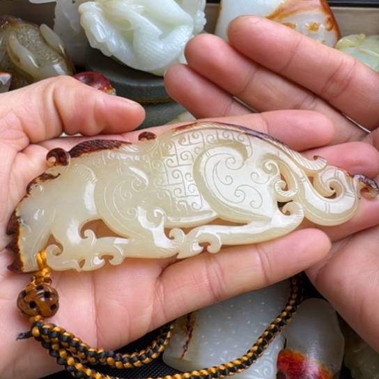 和田玉挂件未镶嵌九*