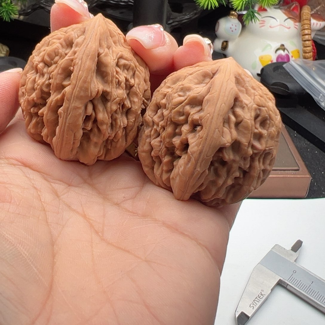 文玩核桃把件虎头王37