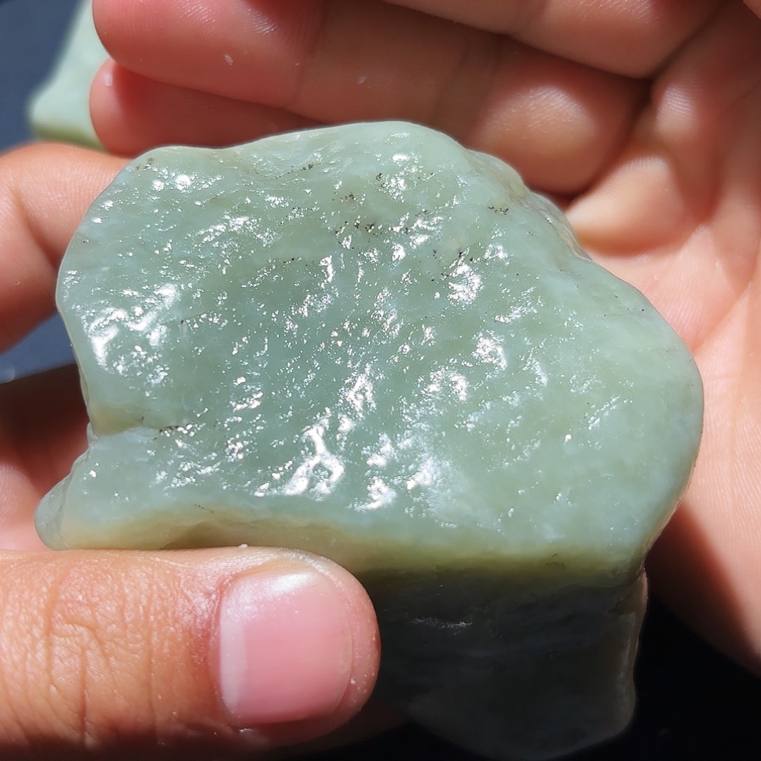 和田玉未镶嵌珠宝奇石