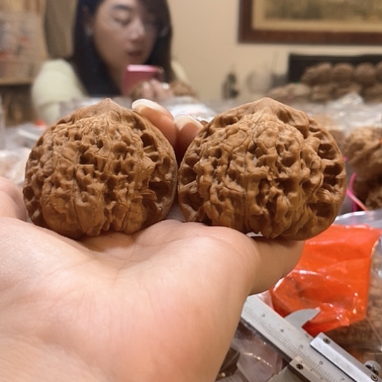 文玩核桃吊坠@****手53官帽