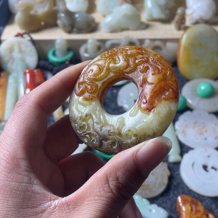 和田玉未镶嵌吊坠(不含链)