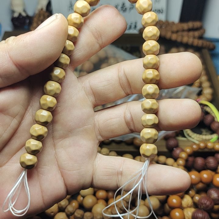 吊坠猴头核桃奶酪