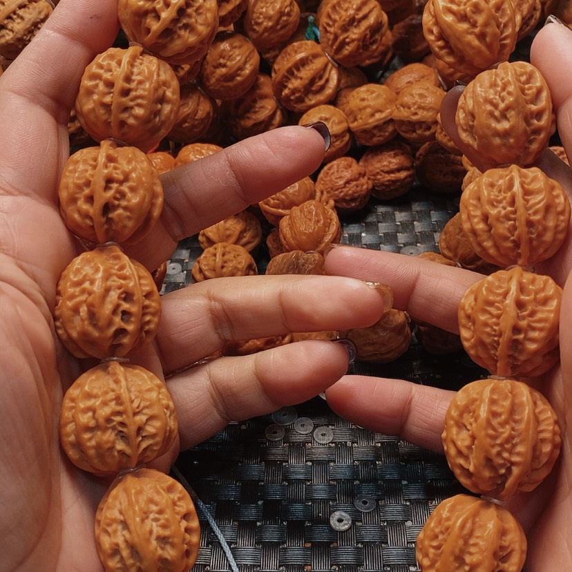 【闪购商品】文玩核桃吊坠龙脊