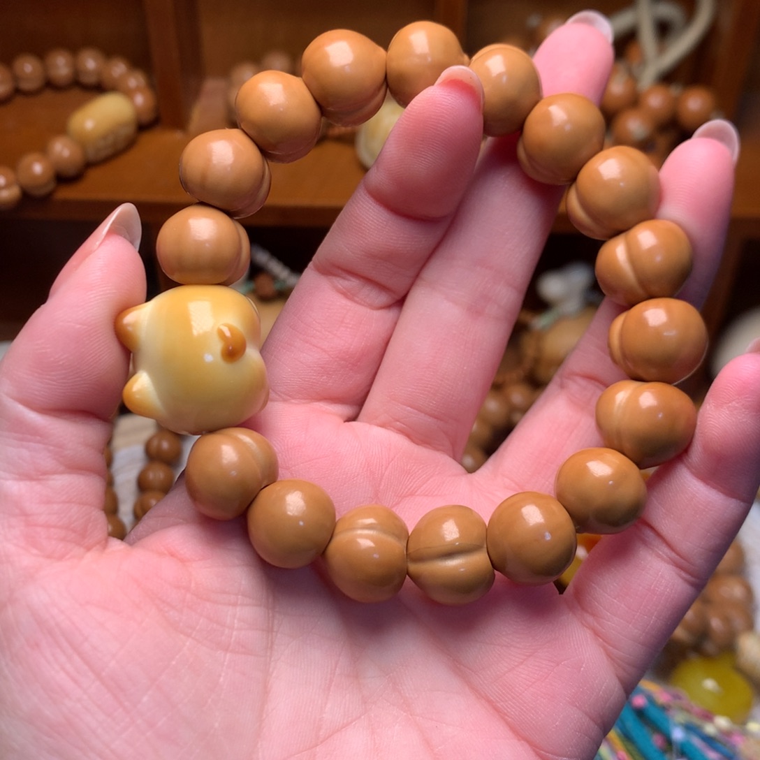 吊坠猴头核桃新款13屁桃手串柯基