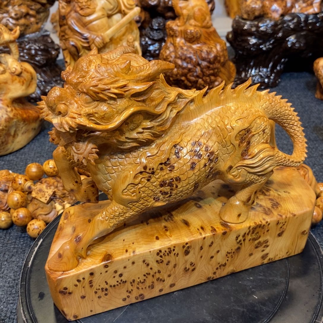 柏木（崖柏）明**中精品太行陈化瘤疤麒麟摆件