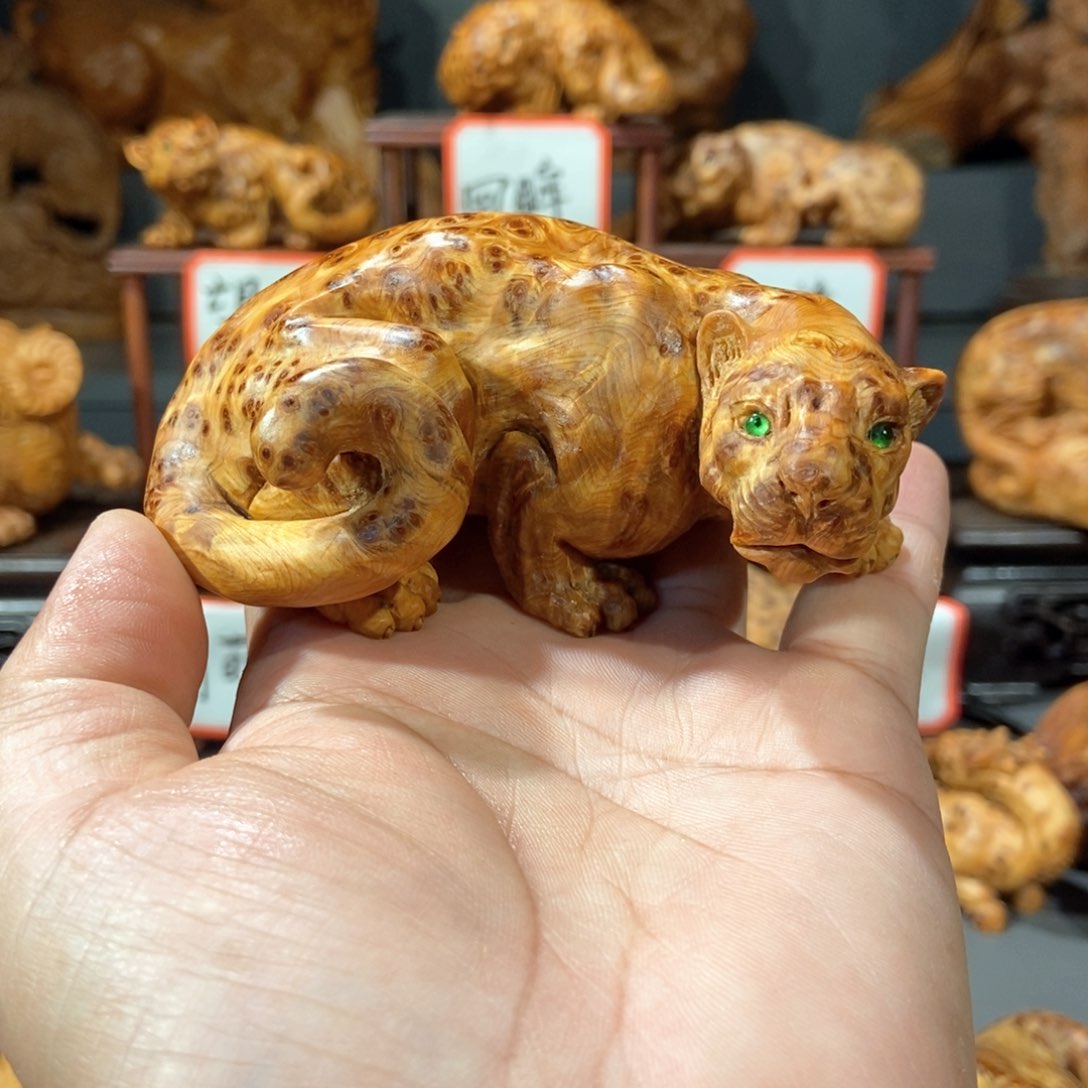 柏木（崖柏）木雕手工把件太行崖柏瘤疤料豹子太行
