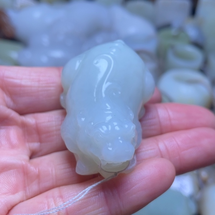 和田玉挂件未镶嵌李****室