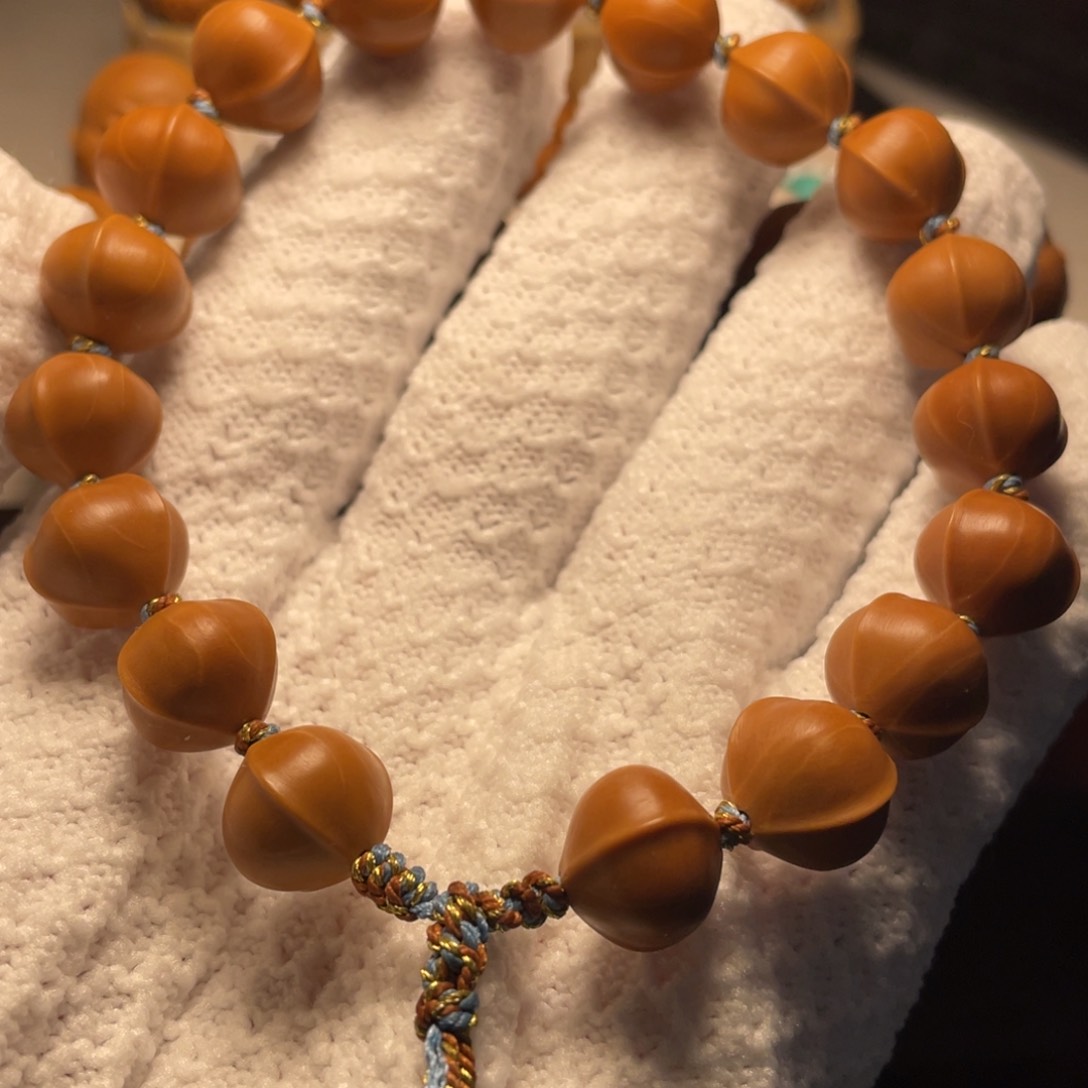 橄榄核手串/手链1.2*1.2精品铁核正圆小沙鱼背