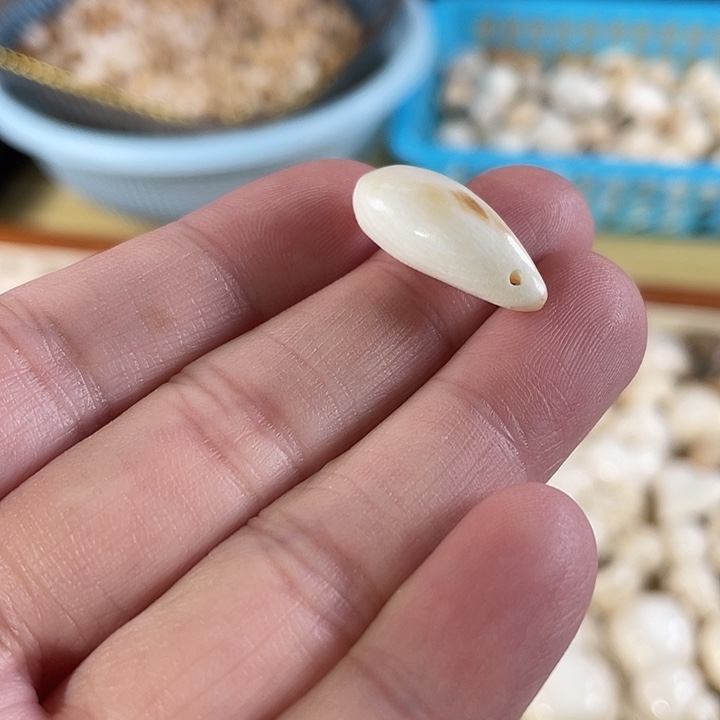 泥塑不打孔联系客服