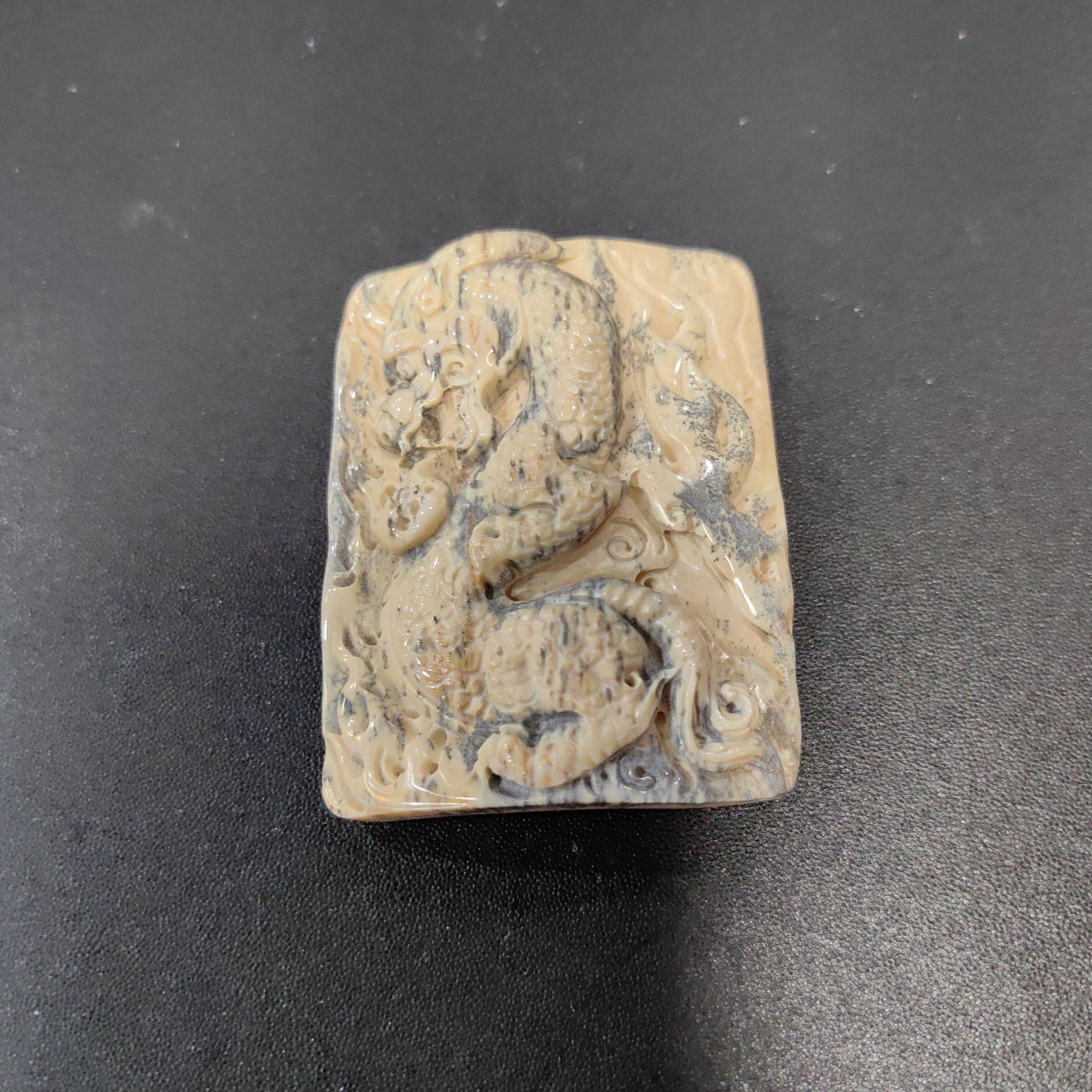 猛犸猛犸雕刻把件ZS539