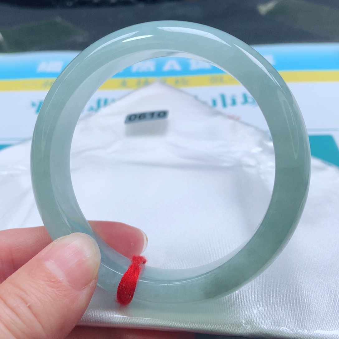 翡翠手镯未镶嵌0610号