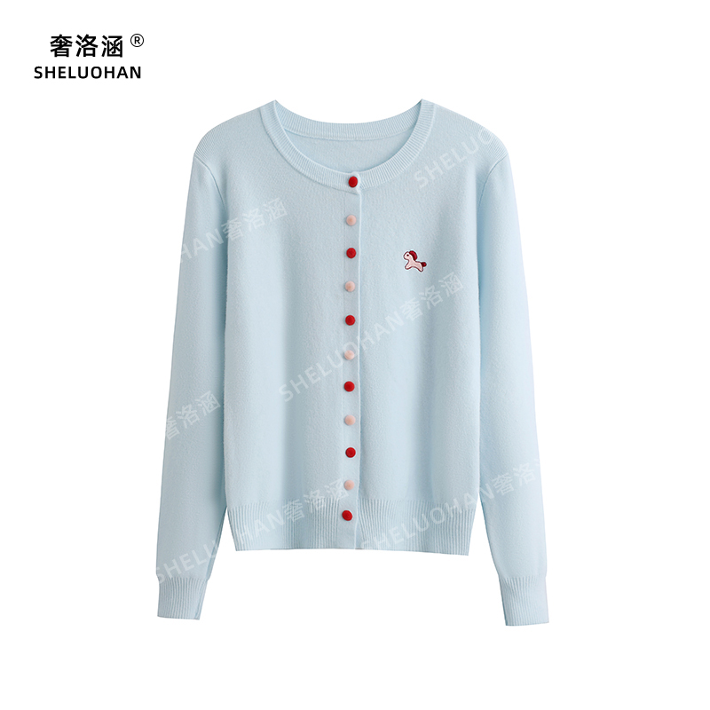 彩色扣子针织开衫女春季新款圆领纯色胸口刺绣学院风短款外穿毛衣