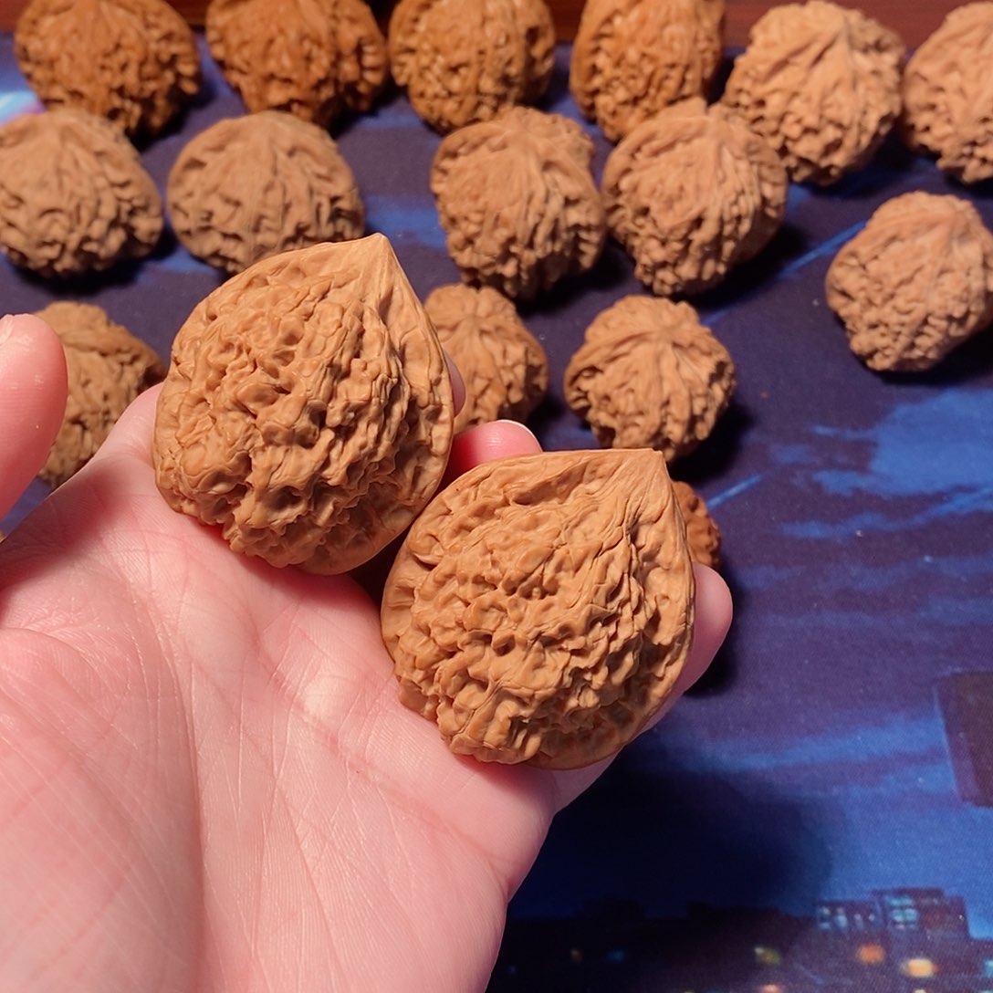 文玩核桃吊坠官帽