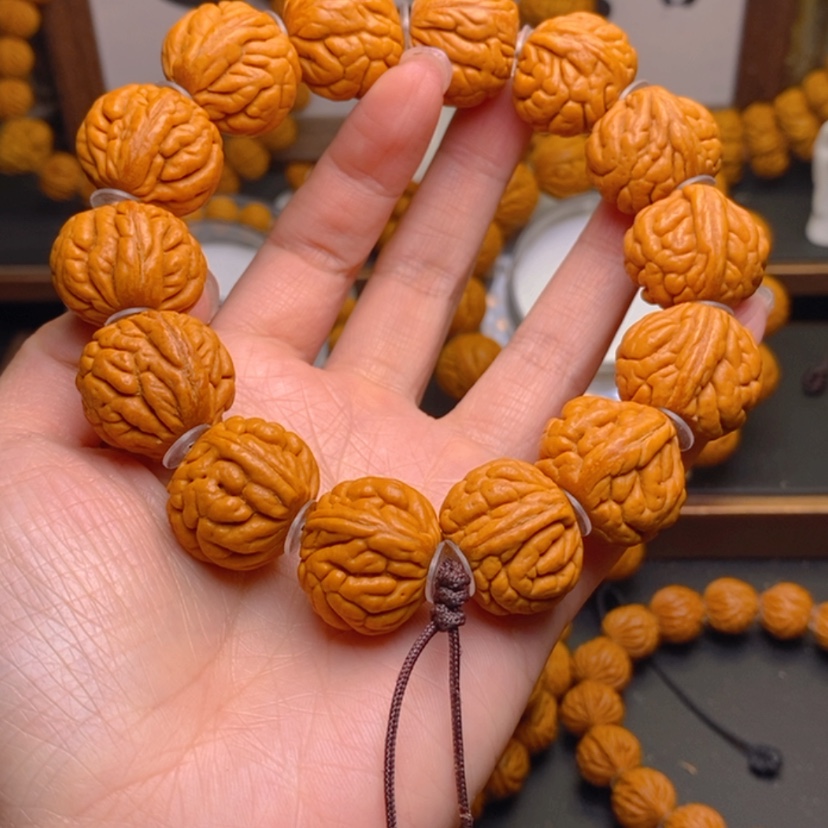 【闪购商品】桃核手串龙文桃核