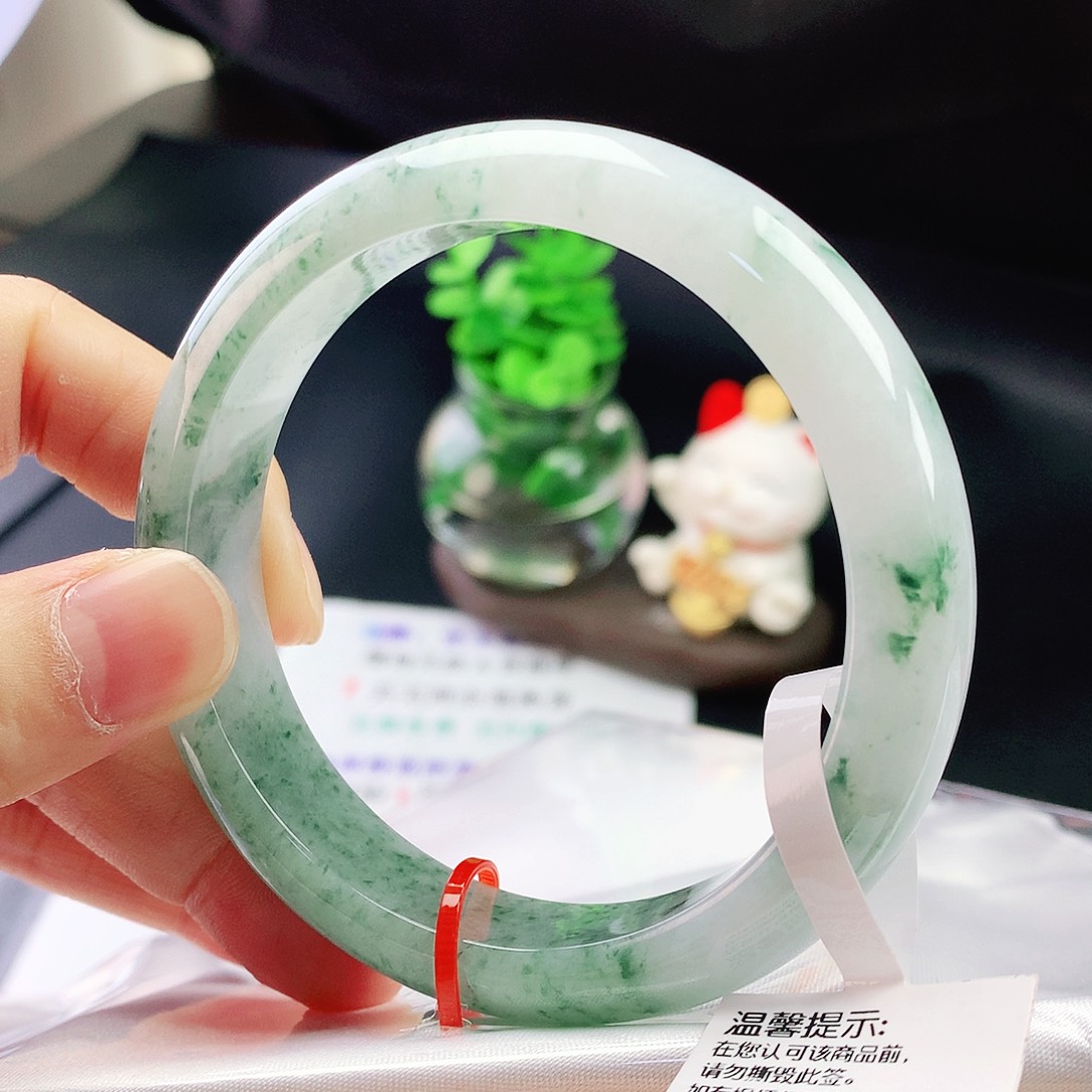 未镶嵌手镯翡翠59圈