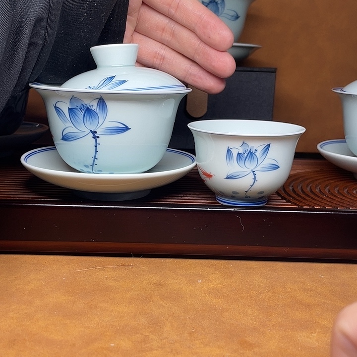 160毫升荷花盖碗加杯子