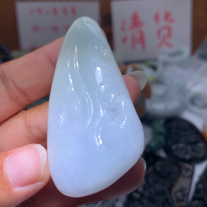 翡翠未镶嵌颈饰保真天然A货翡翠
