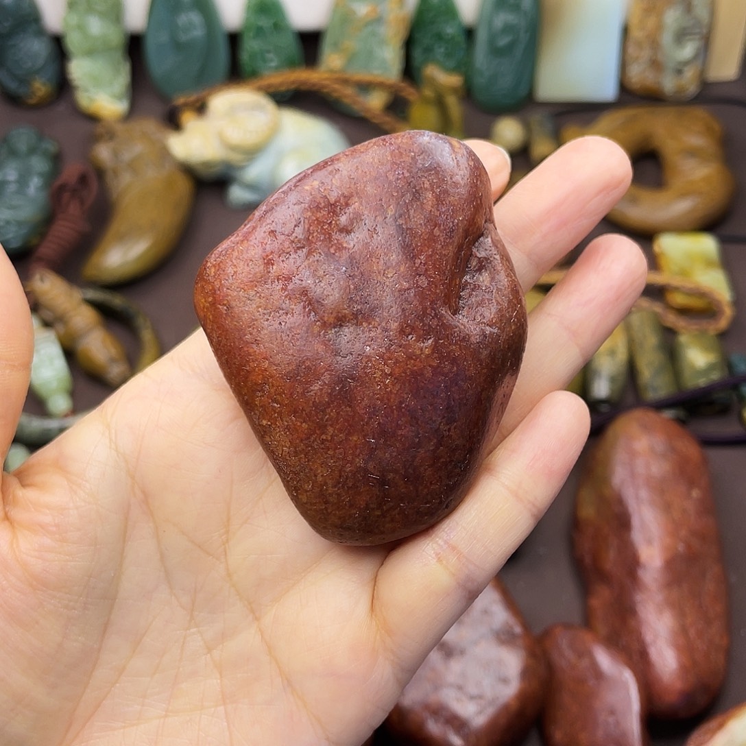 岫岩河磨玉（透闪石质玉）未镶嵌颈饰