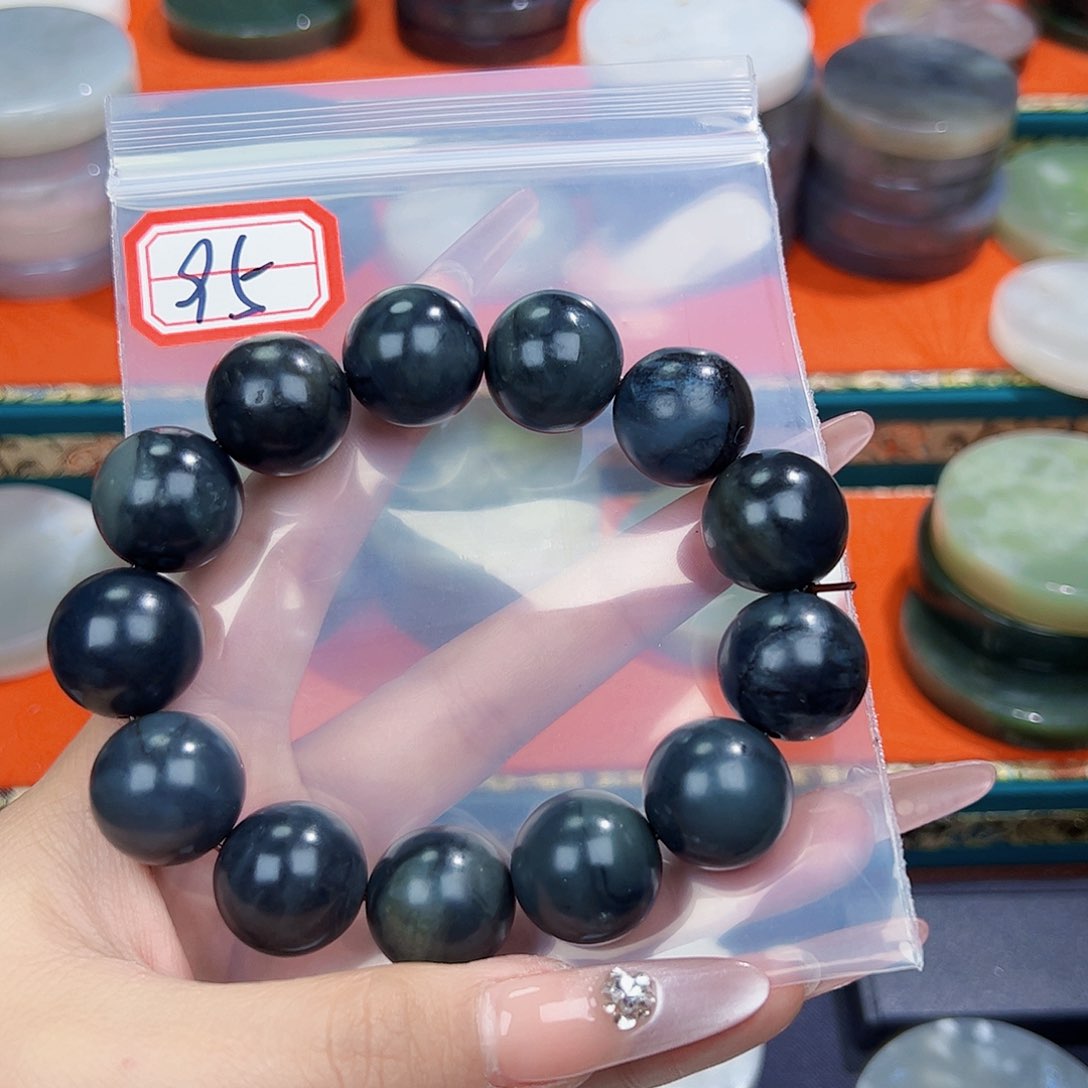 和田玉珠宝半成品未镶嵌