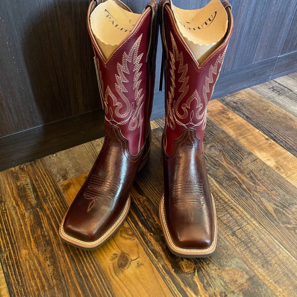 西部牛仔靴女款刺绣款方头款西部靴皮质方头靴真皮复古经典骑马靴