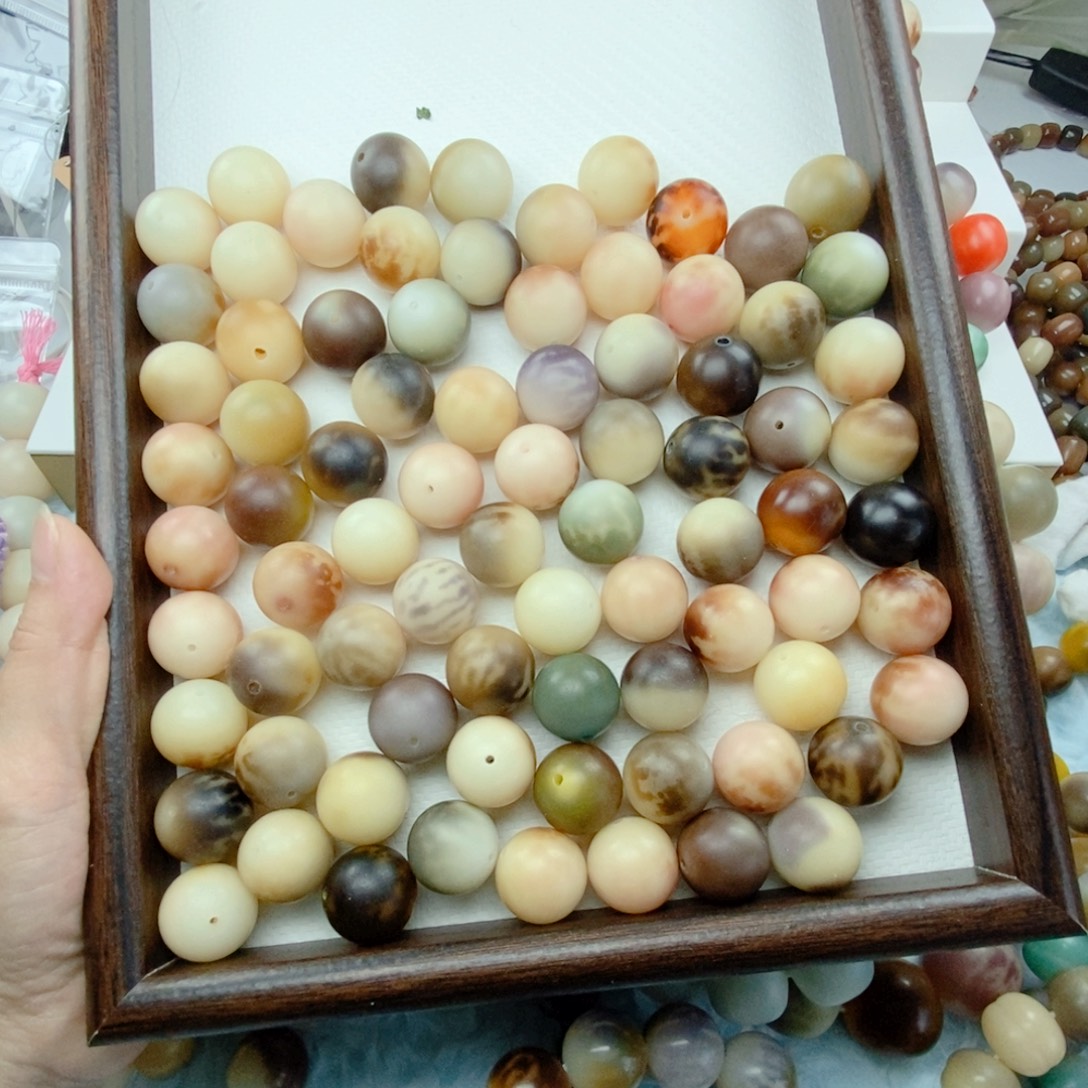 吊坠菩提根/象牙果手工干磨卡19.5圆珠微瑕