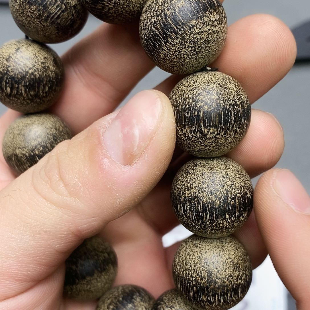 沉香碎屑沉香99蚂蚁沉