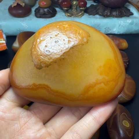 用***2石材原石桌面摆件