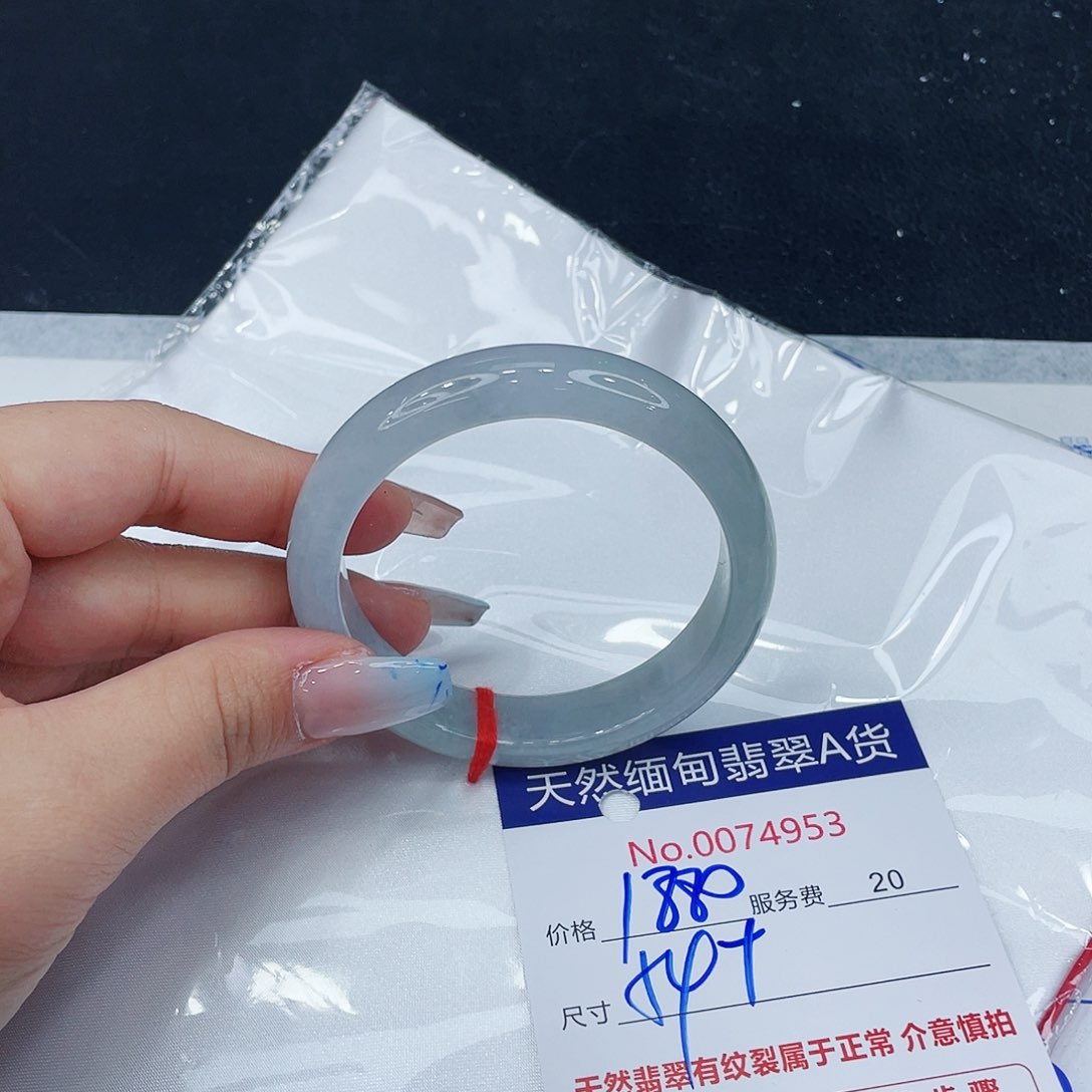 翡翠手镯未镶嵌446899843389