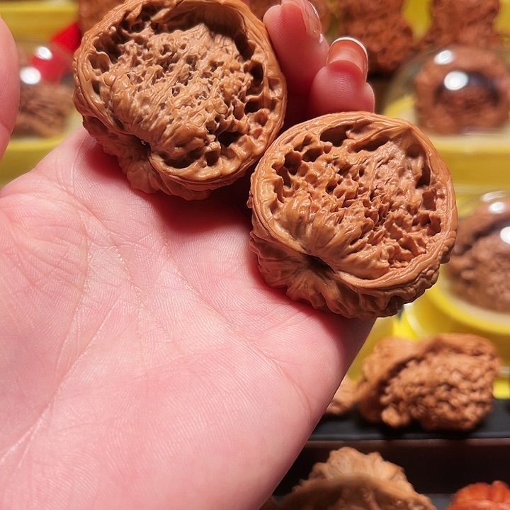 文玩核桃吊坠城****哥蛇