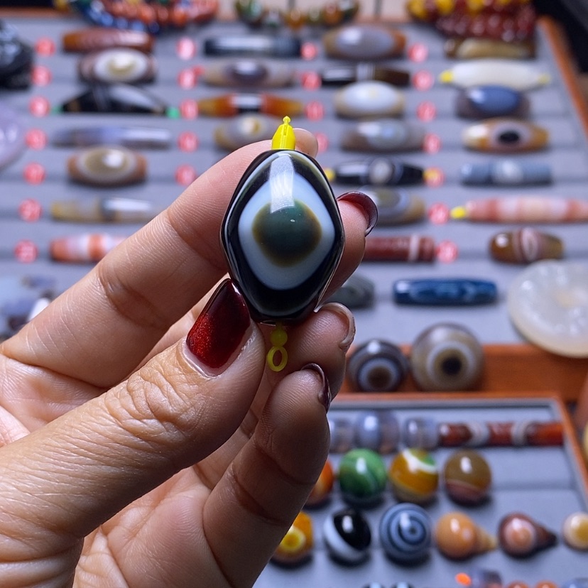 【闪购商品】玛瑙/玉髓珠宝半成品未镶嵌H****张