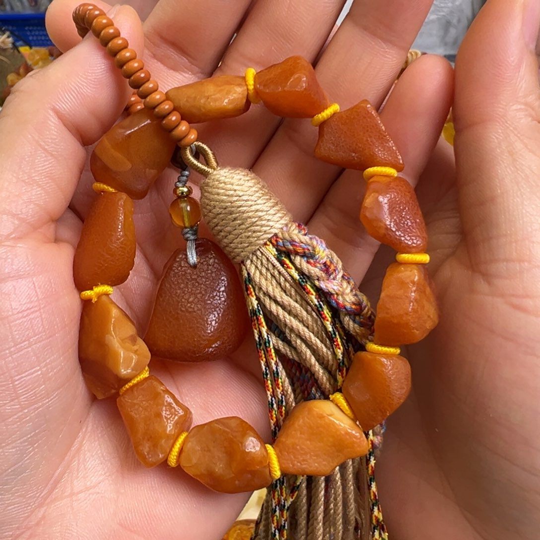 未镶嵌蜜蜡裸石蜜蜡