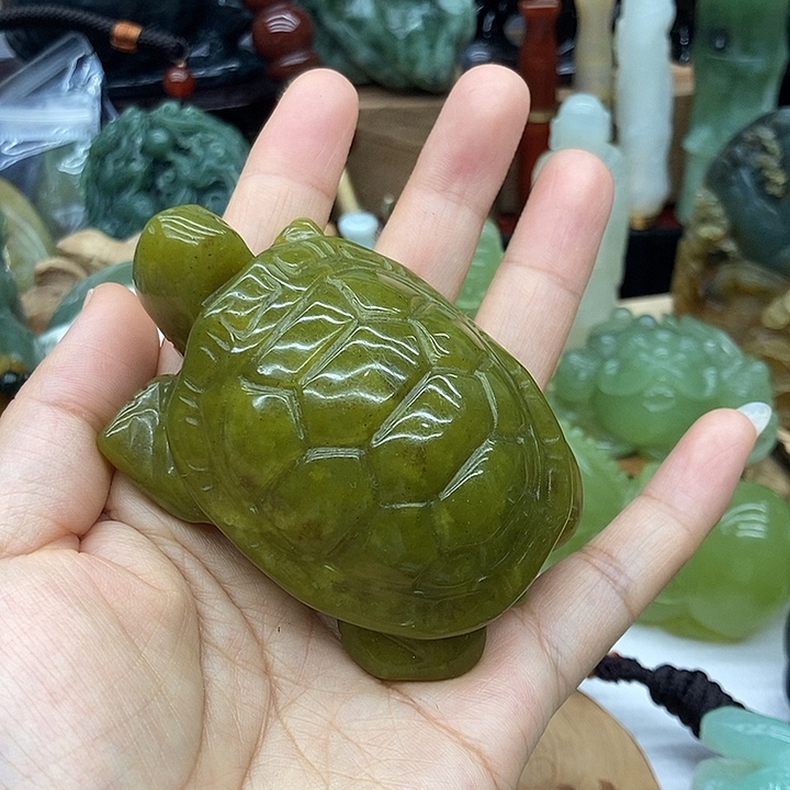 岫玉未镶嵌手把件