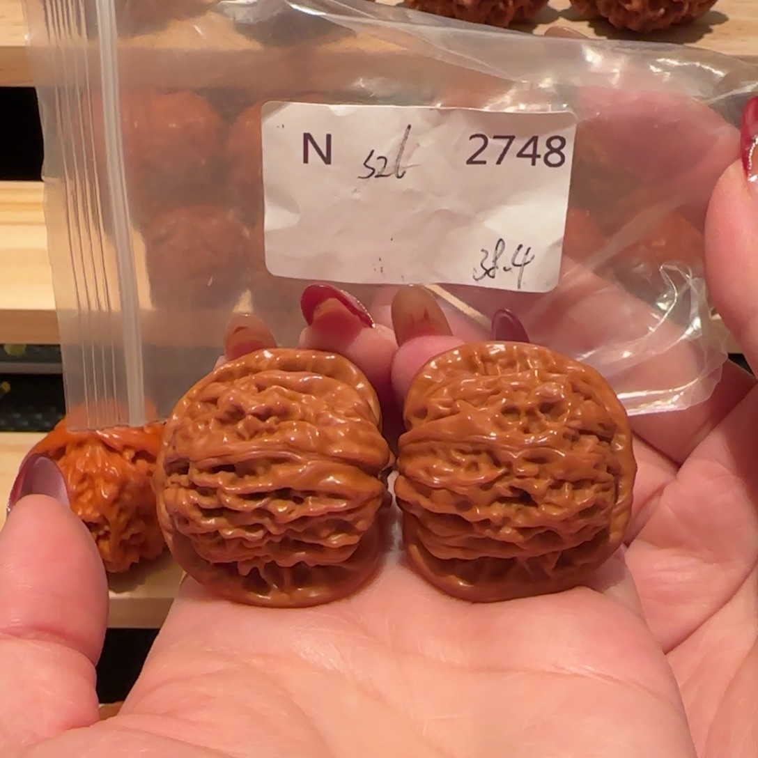 右***风文玩核桃吊坠四座楼38精品2748