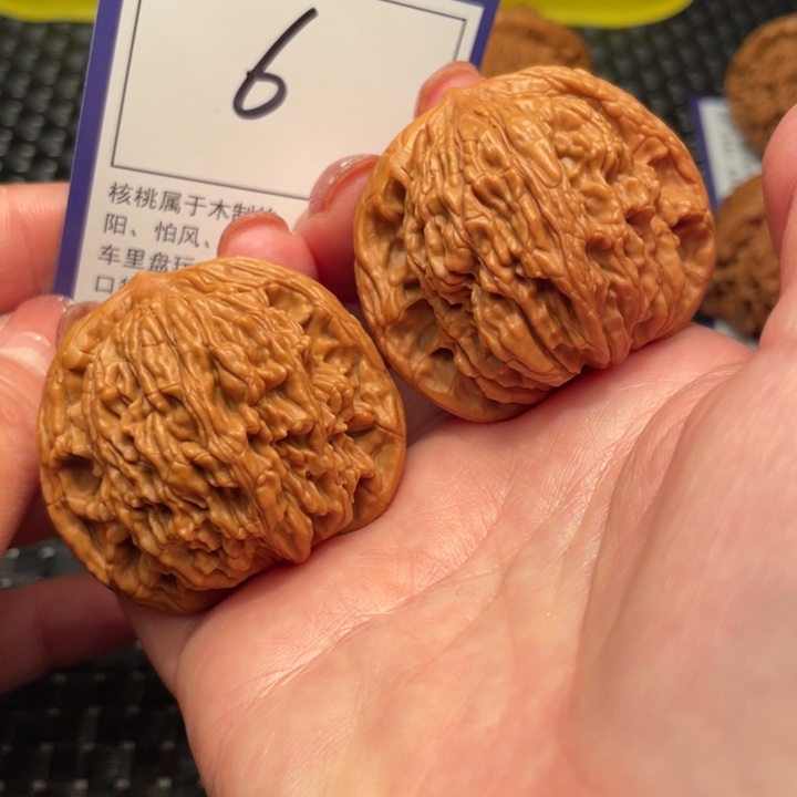 文玩核桃把件44虎头6