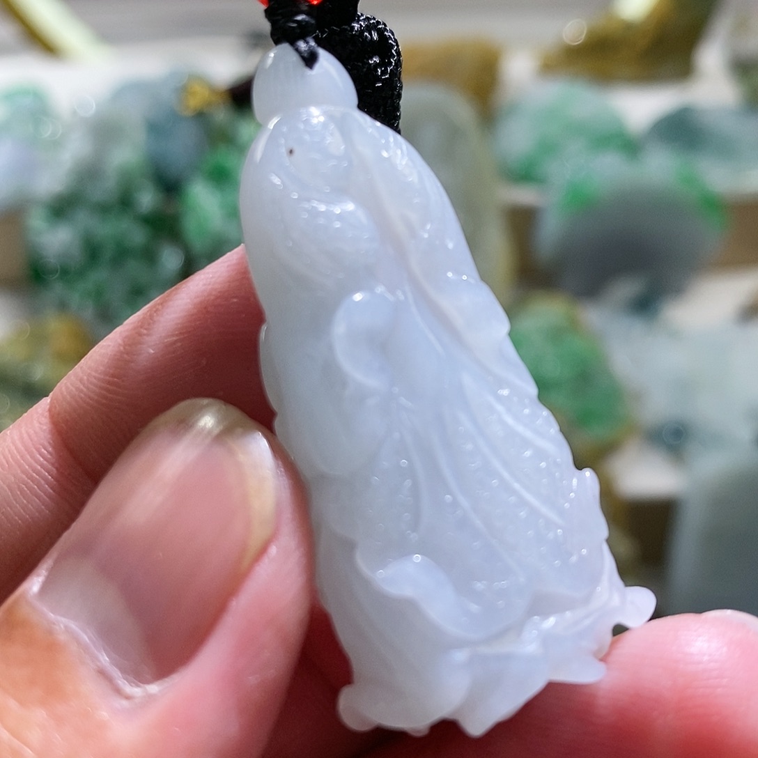 【闪购商品】翡翠颈饰未镶嵌111111111111