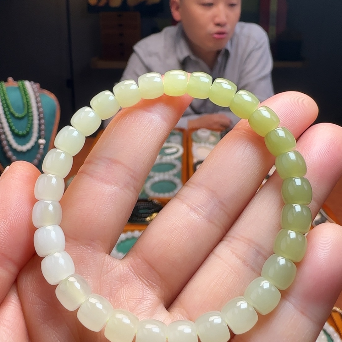 和田玉未镶嵌手链