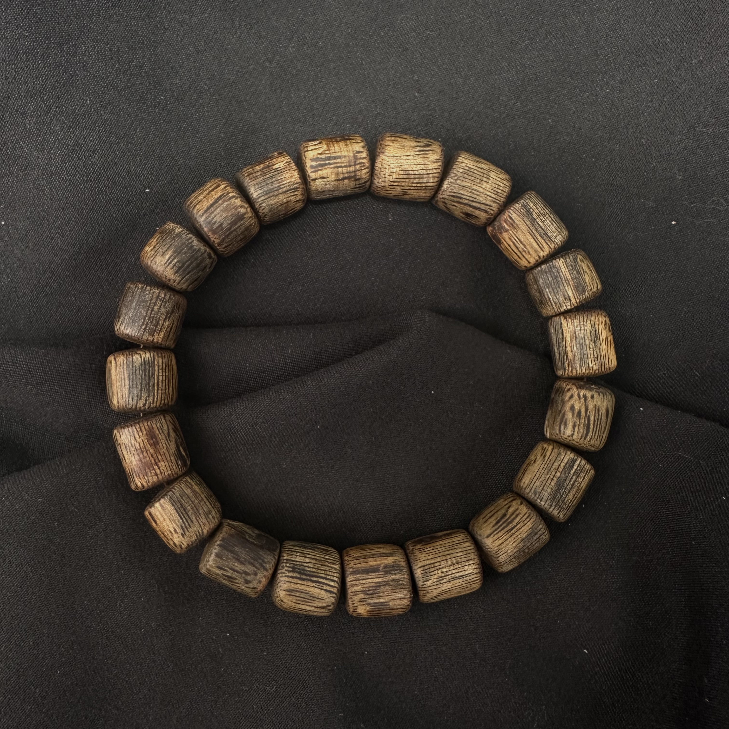 沉香11mm*单圈 奇楠桶珠设计手串【溯源海南】多样性发其一