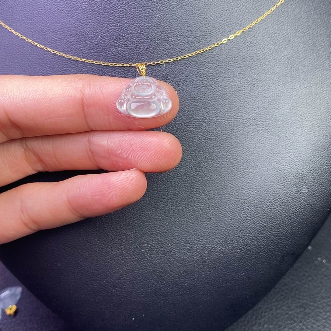 颈饰18K金镶嵌翡翠