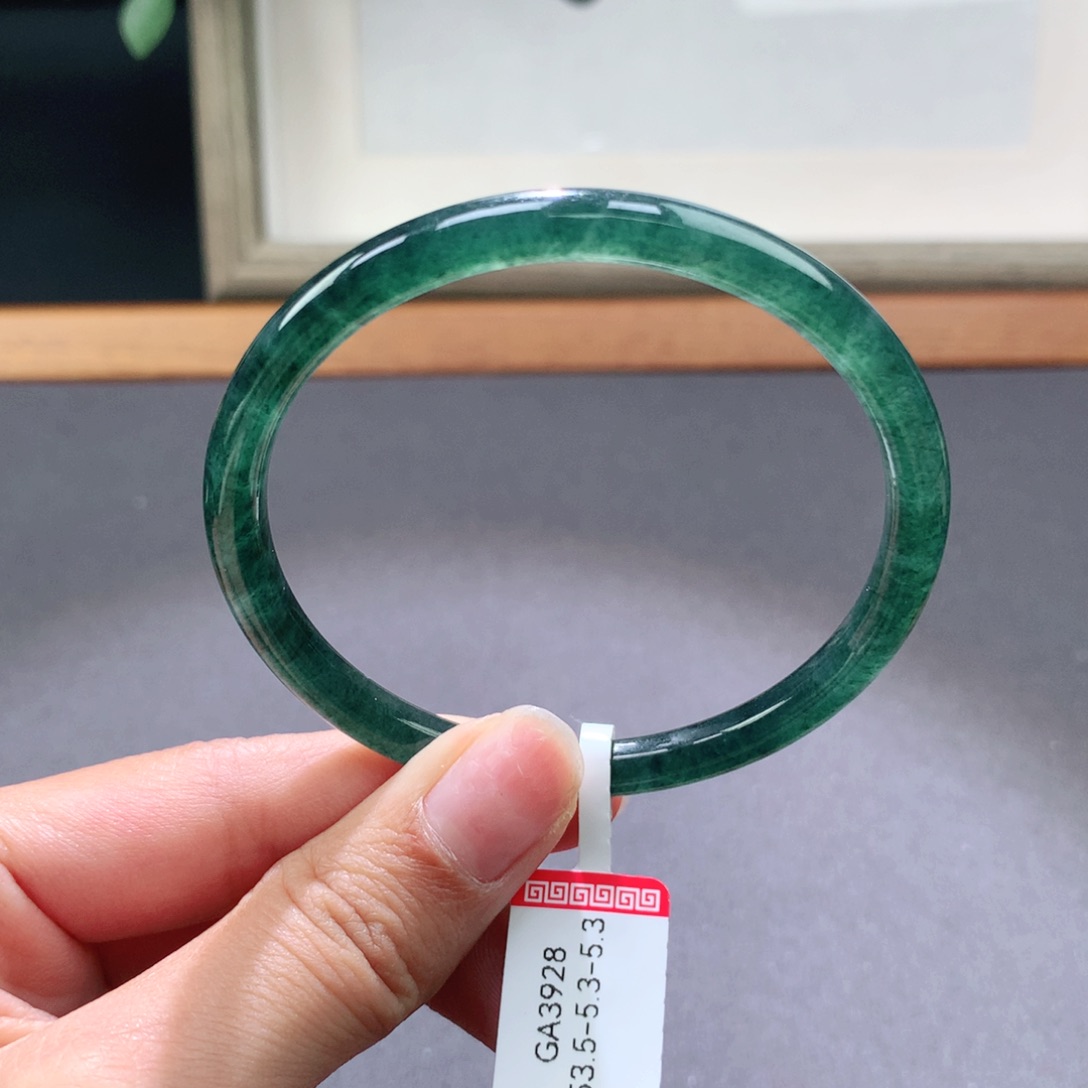 翡翠手镯未镶嵌天然翡翠手镯叮当镯