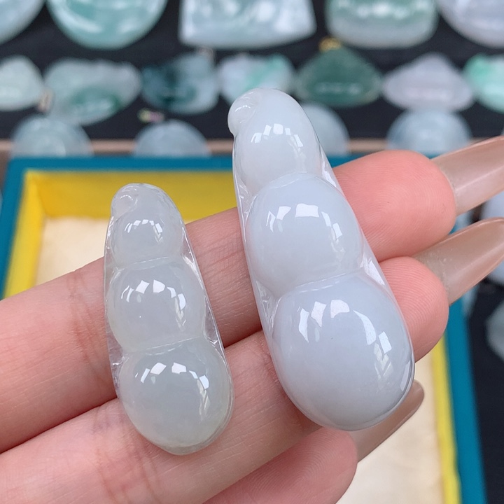 颈饰未镶嵌翡翠玉豆子