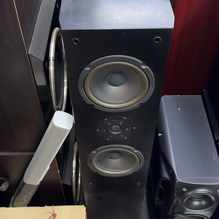 锁***8新拆喇叭音箱运费自理