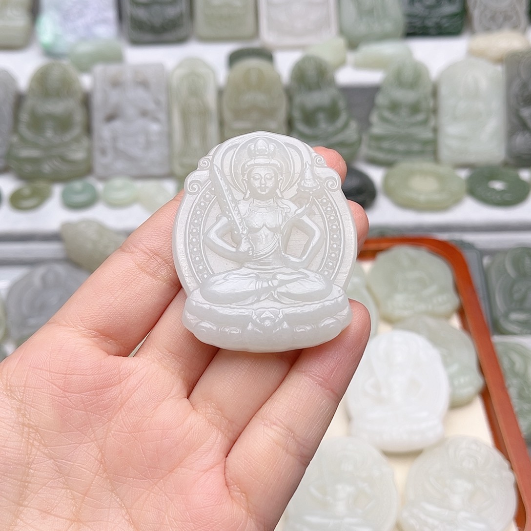 和田玉颈饰未镶嵌老****号