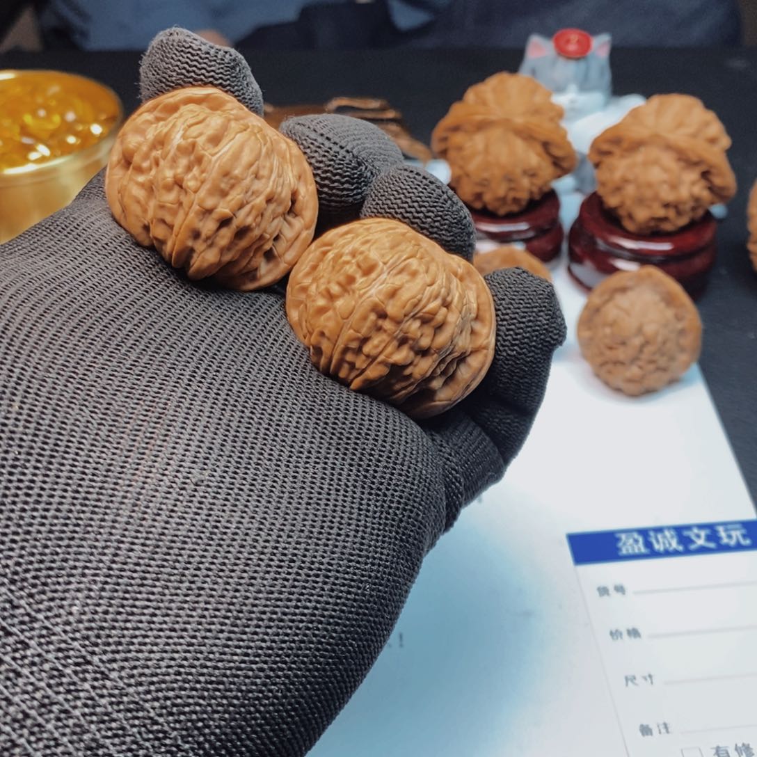 文玩核桃把件未*置877汉高楼36