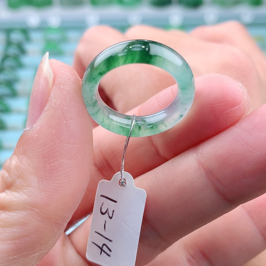 翡翠戒指未镶嵌A货缅甸翡翠