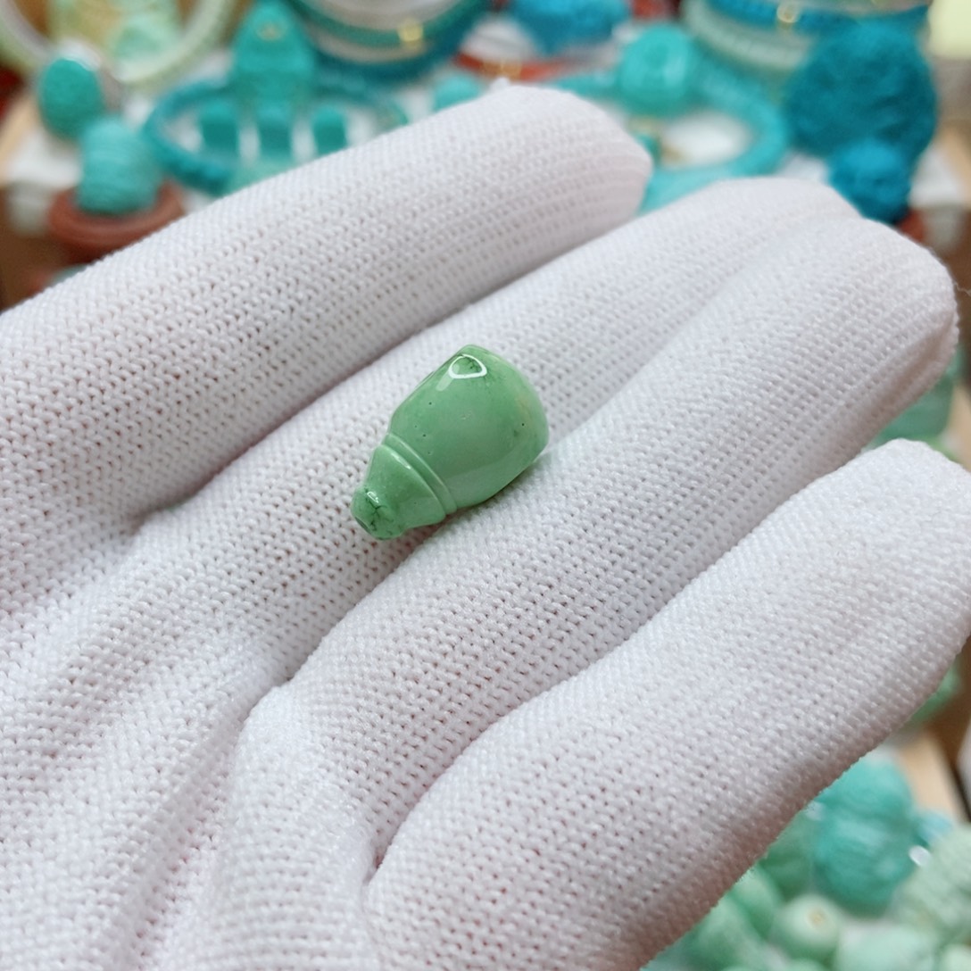 绿松石未镶嵌三通