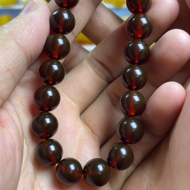 未镶嵌琥珀珠宝奇石