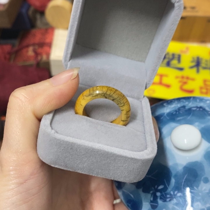 摆件中古工艺品一件